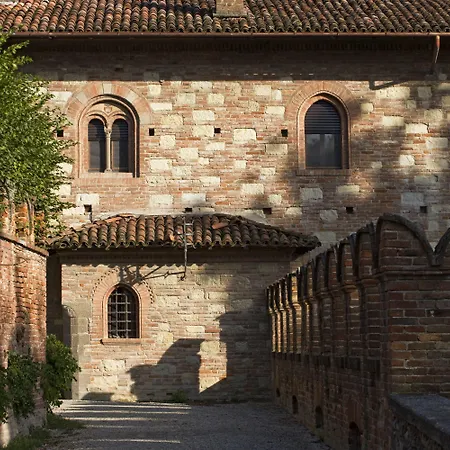 Castello Di * Gabiano