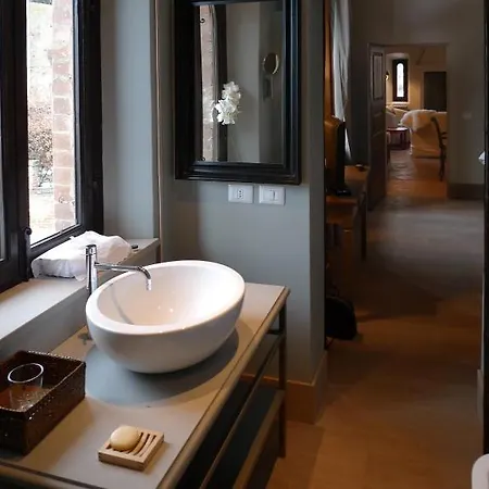 カステッロ ディ ガビアーノ Gabiano