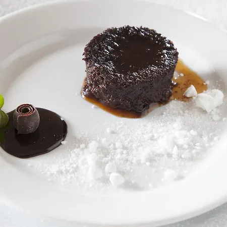 ファームステイ カステッロ ディ ガビアーノ Gabiano