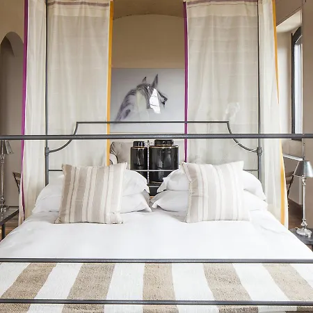 カステッロ ディ ガビアーノ ファームステイ *