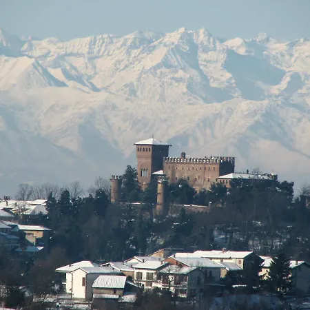 Castello Di בית חווה Gabiano