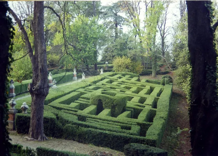 Castello Di * Gabiano